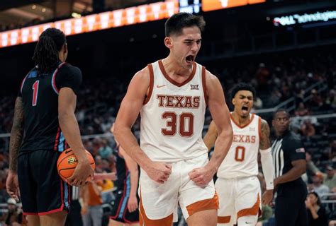 No. 18 Texas shoots its way to 86-59 blowout win over Delaware State